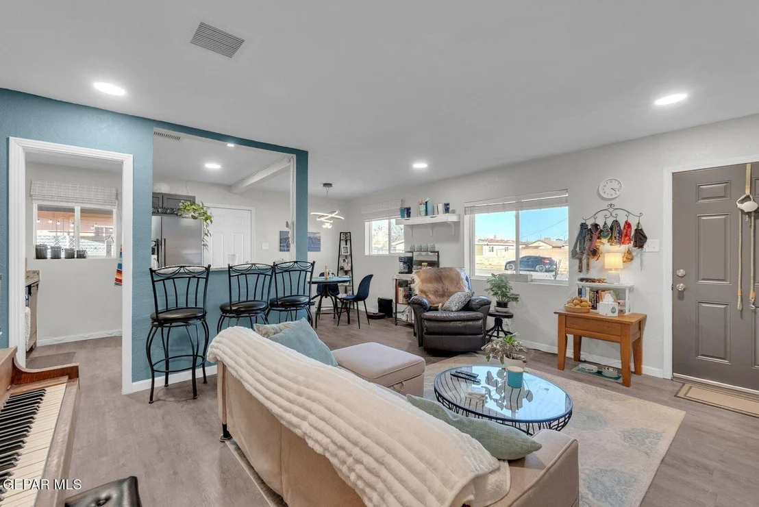 Photo of 9301 SALISBURY Drive