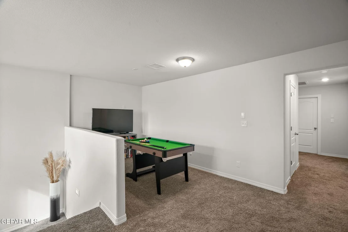 Photo of 5464 Stonehill Drive