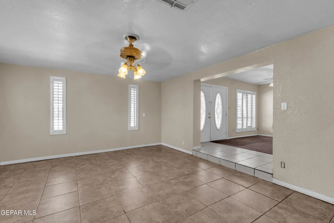 Photo of 240 PRINCETON Way