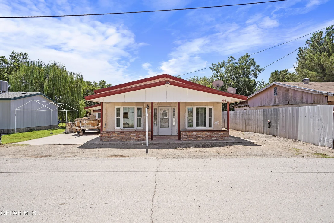 Photo of 306 A Street SW