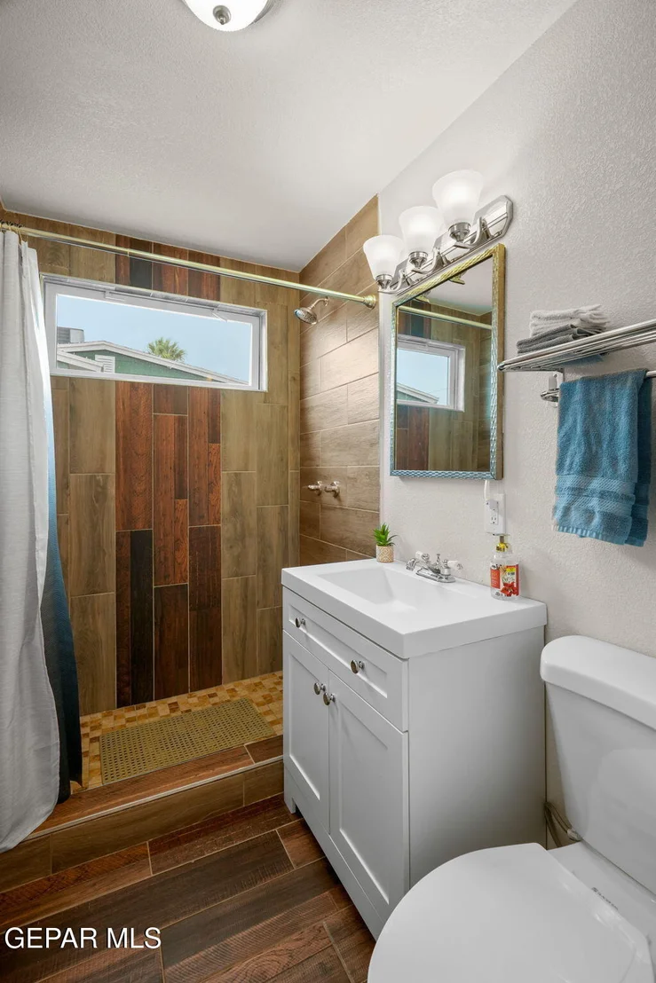 Photo of 3912 MCCONNELL Avenue
