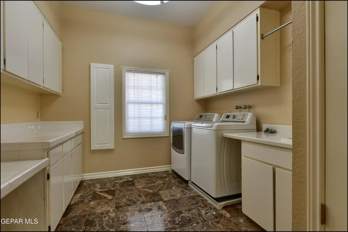 Photo of 1605 BILLY CASPER Drive