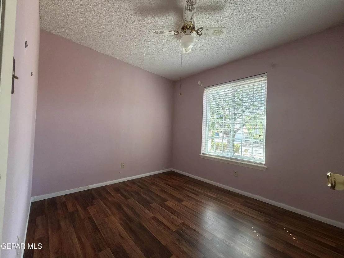 Photo of 1012 ONEIDA Drive
