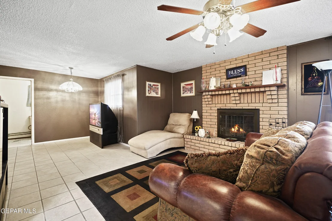 Photo of 9501 MCINTOSH Drive