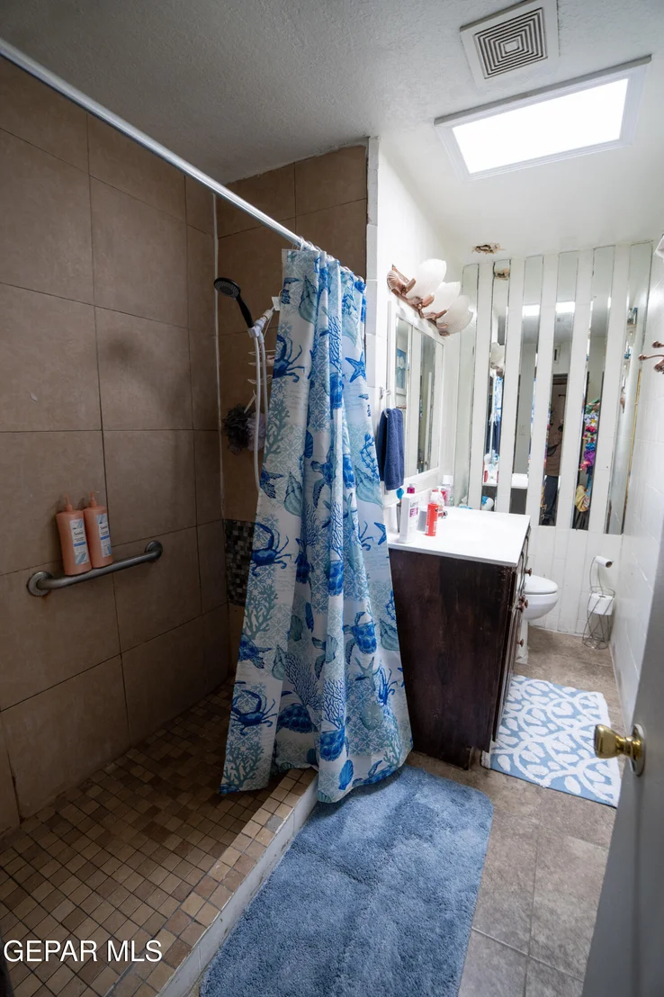 Photo of 8144 BURNHAM Road