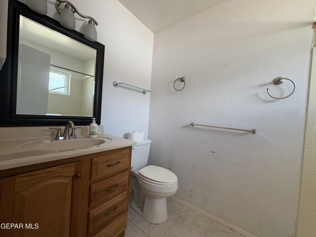 Photo of 1012 ONEIDA Drive