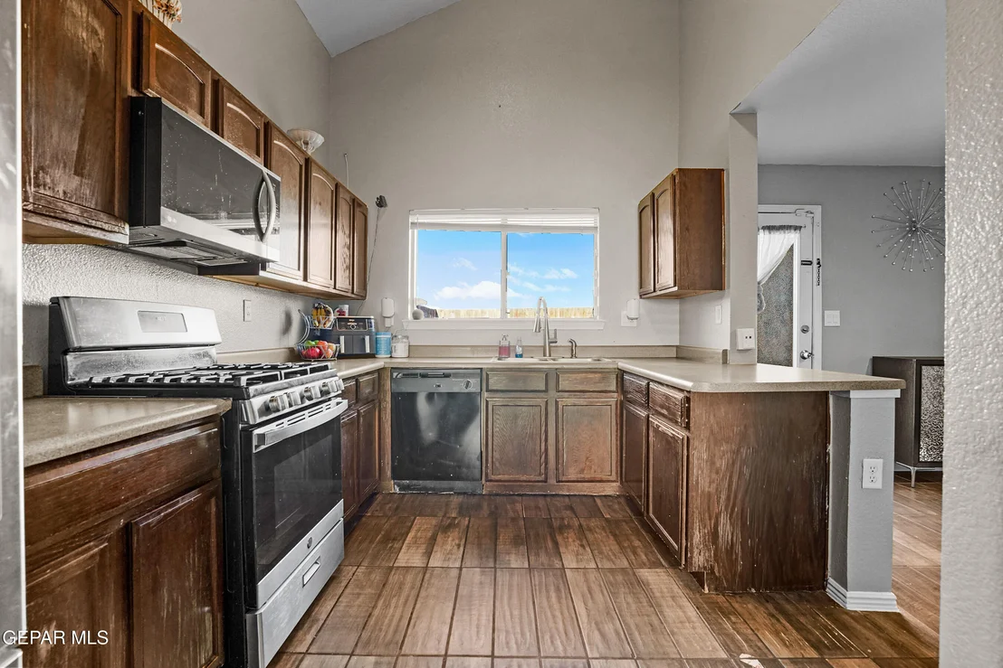 Photo of 7213 Sachet Cliff Drive