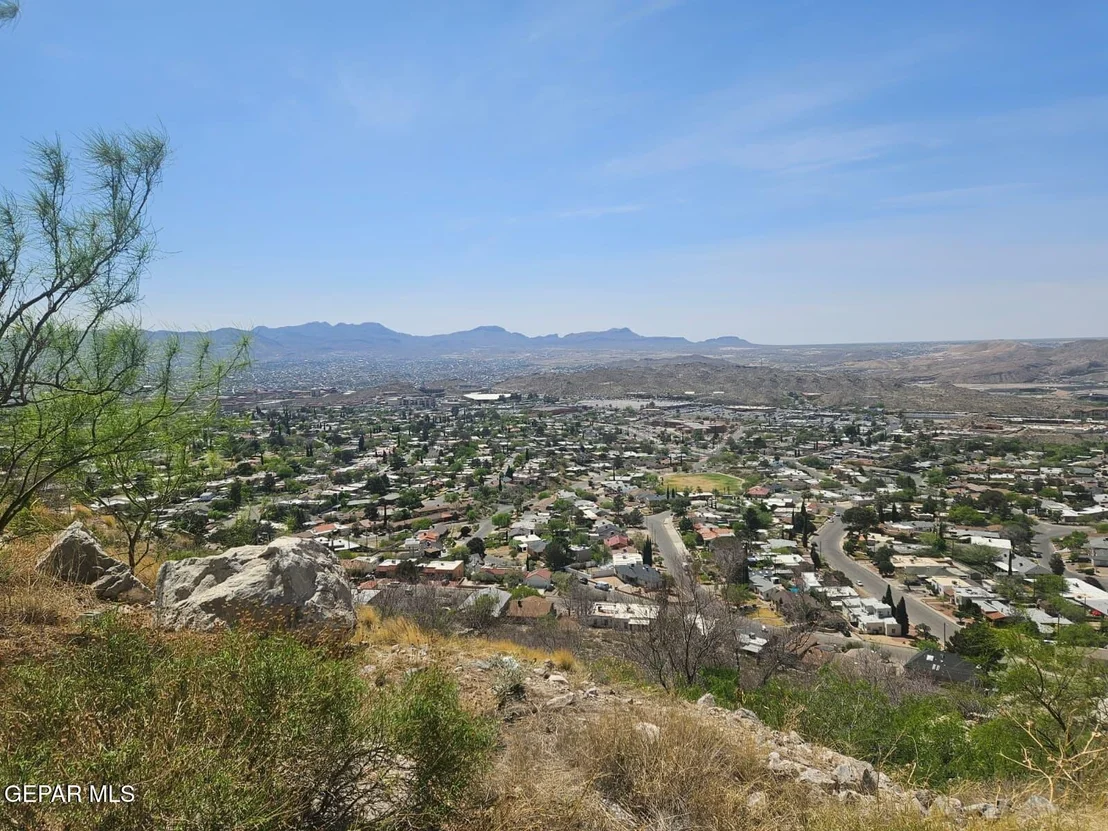 Photo of 25 SILENT CREST Drive