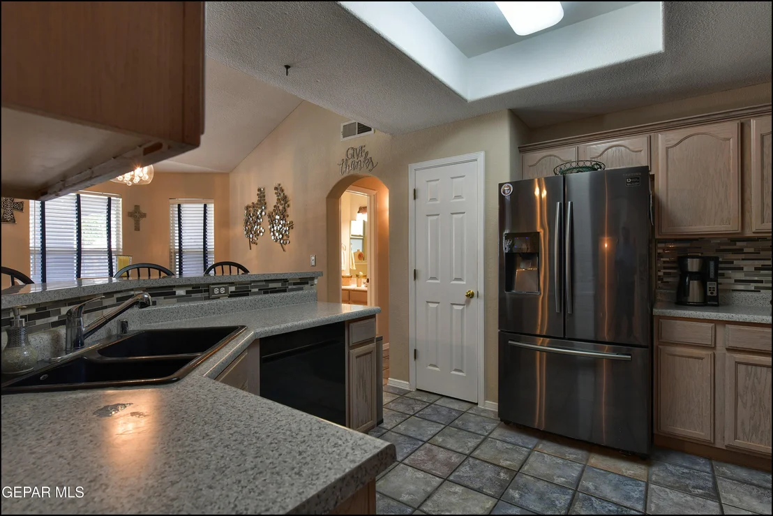 Photo of 6516 Isla del Rey Drive