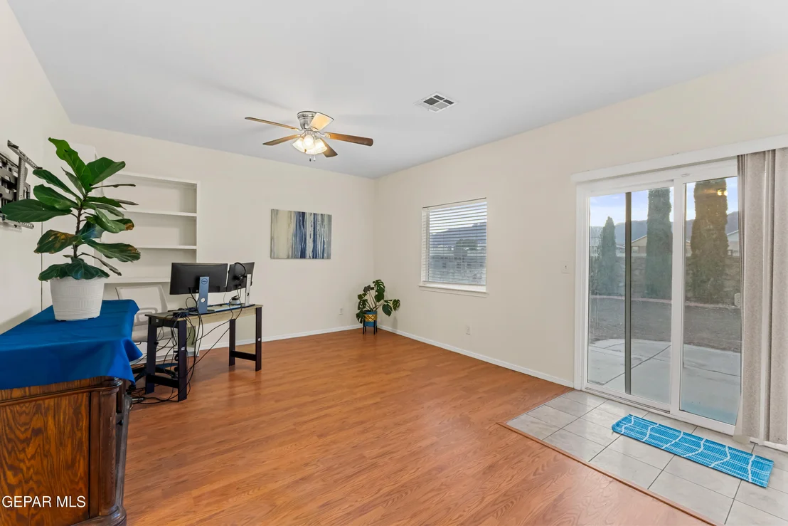 Photo of 11221 Northview Drive