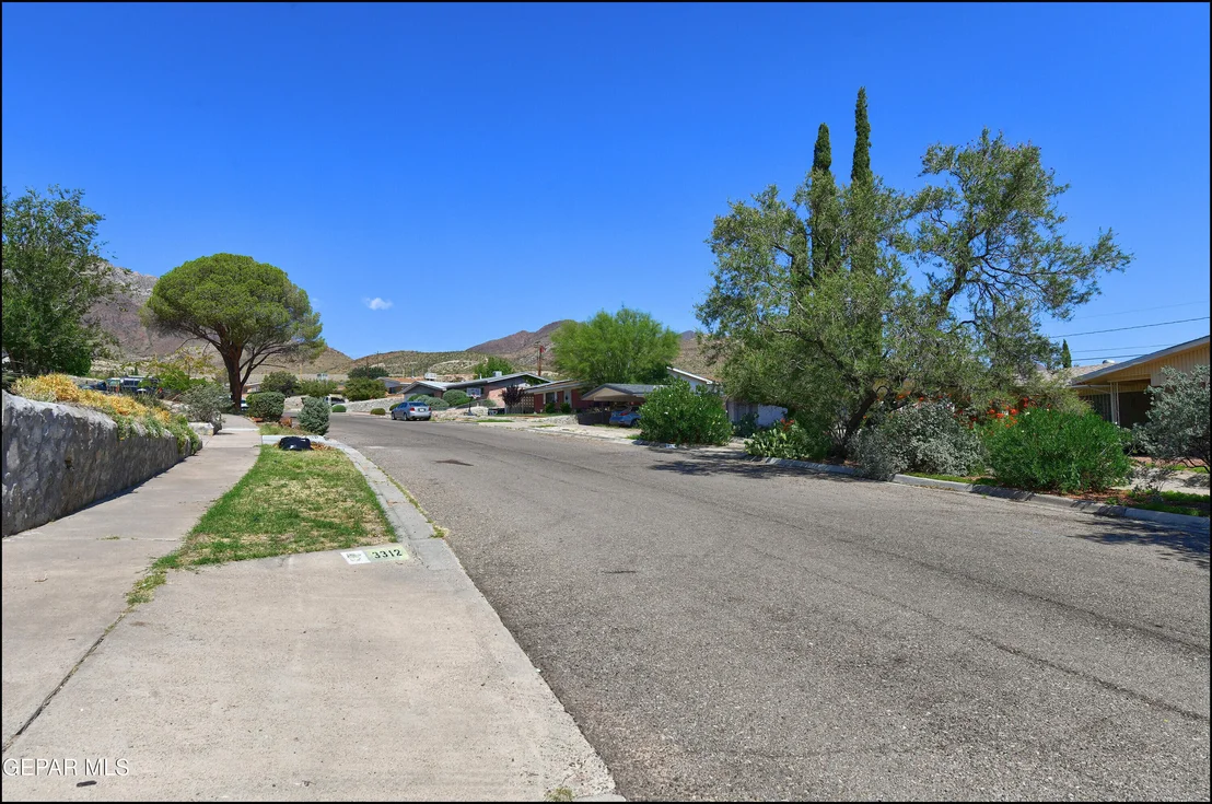 Photo of 3312 DIAMOND Drive