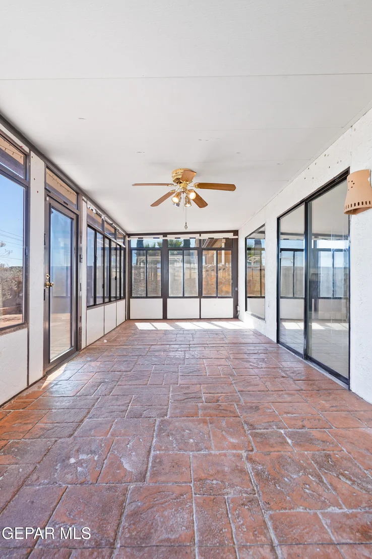 Photo of 6860 RIDGE TOP Drive