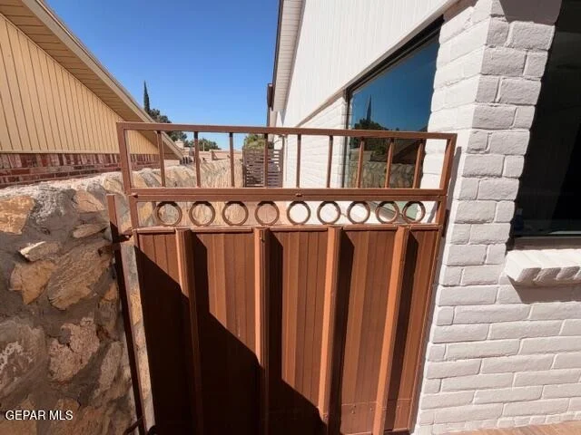 Photo of 624 ALTA CUMBRE Place