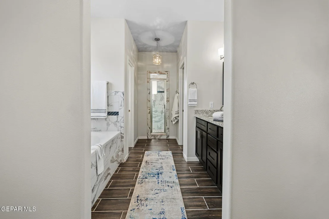 Photo of 804 BLINGWOOD