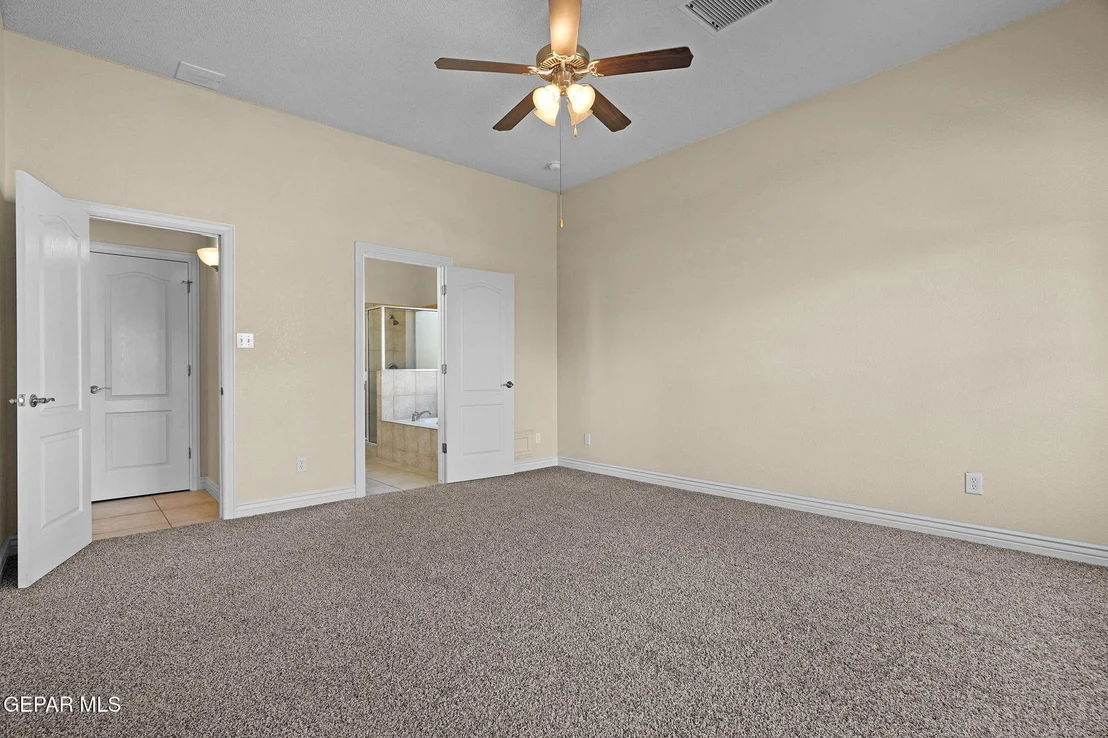 Photo of 5544 GUSTAVO MADRID Lane