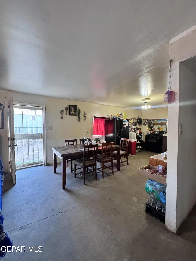 Photo of 7045 1st Street