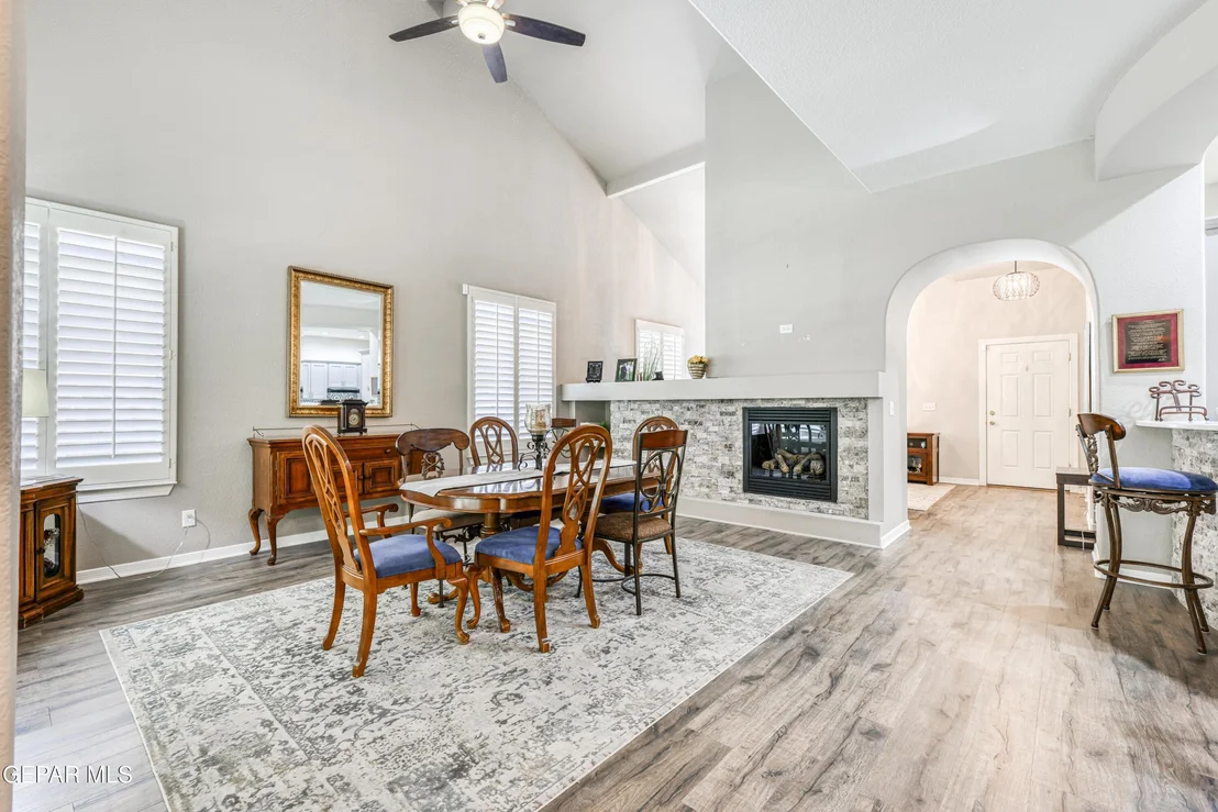 Photo of 7713 OAK LANDING Drive