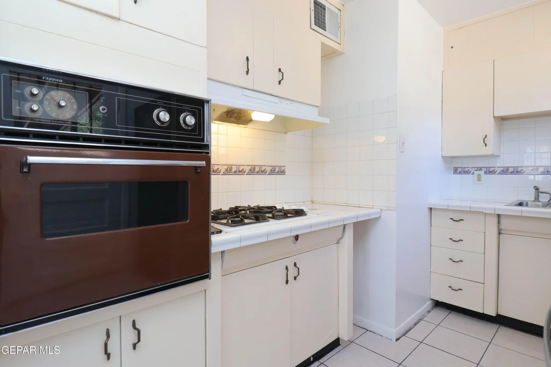 Photo of 945 N CLARK Drive
