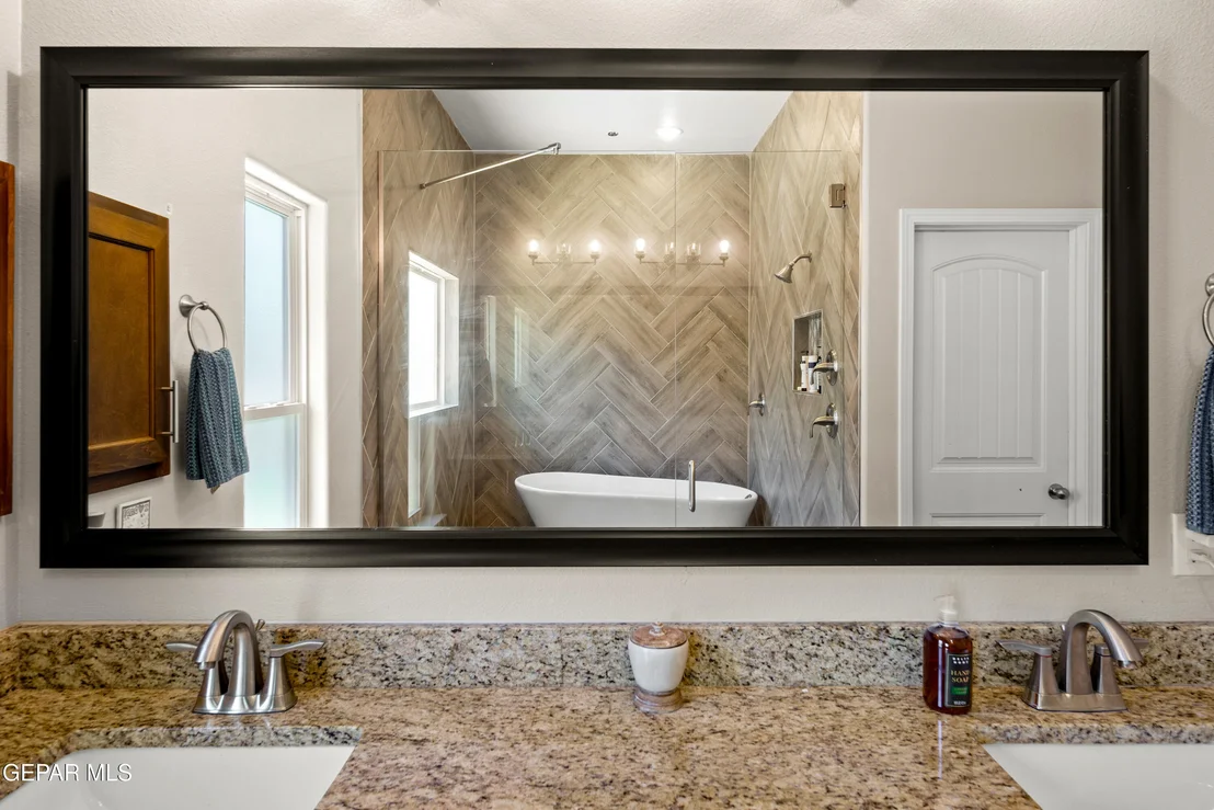 Photo of 6281 TAMPA RIVER Place