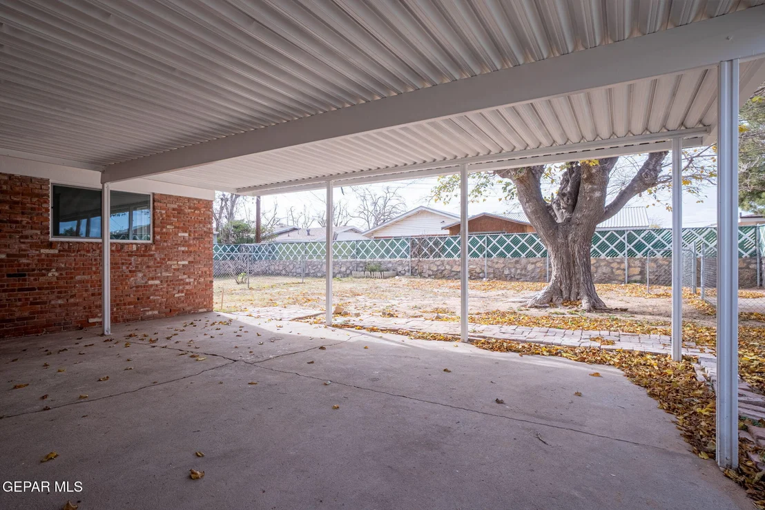 Photo of 3203 Shetland Road