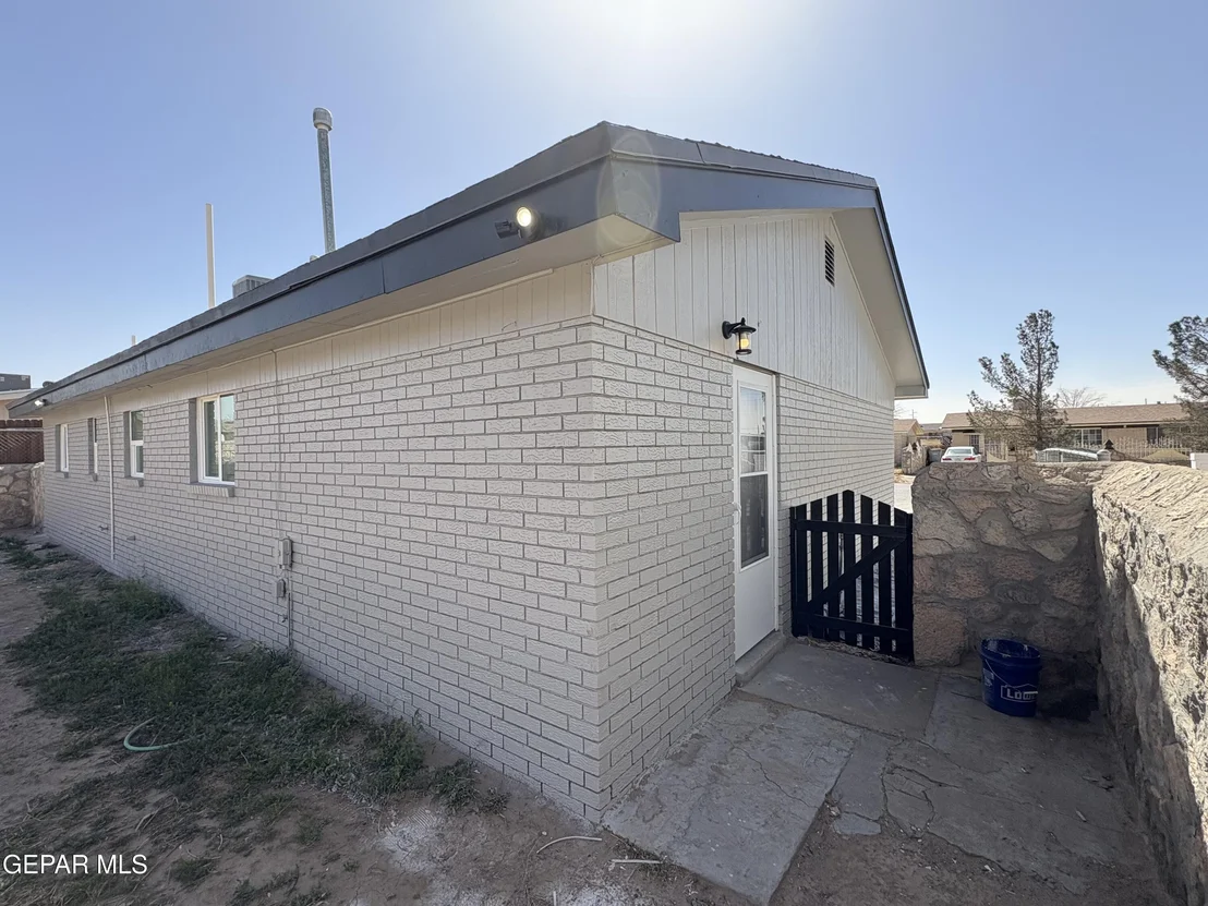 Photo of 211 CARIBE Circle