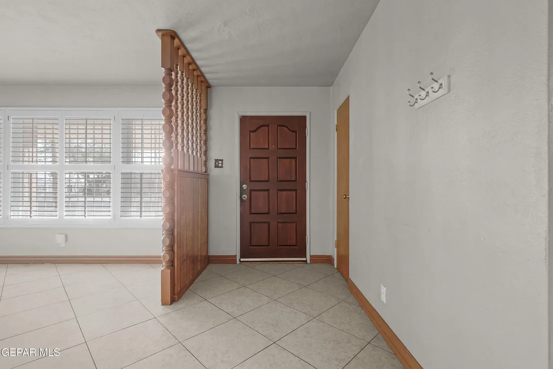 Photo of 904 Apple Lane