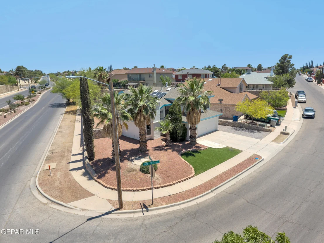 Photo of 1444 John Phelan Drive