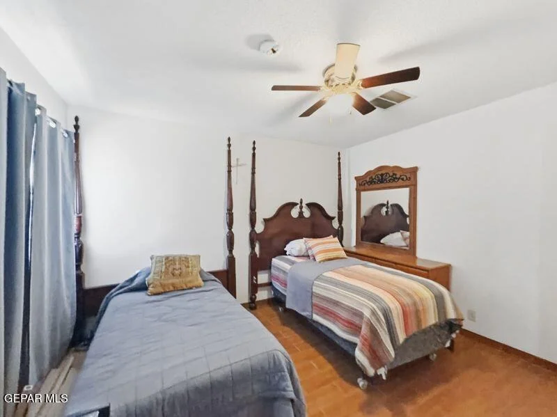 Photo of 445 Suzi Way