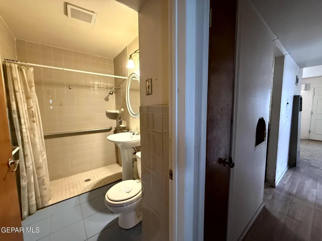Photo of 228 MANGO Road