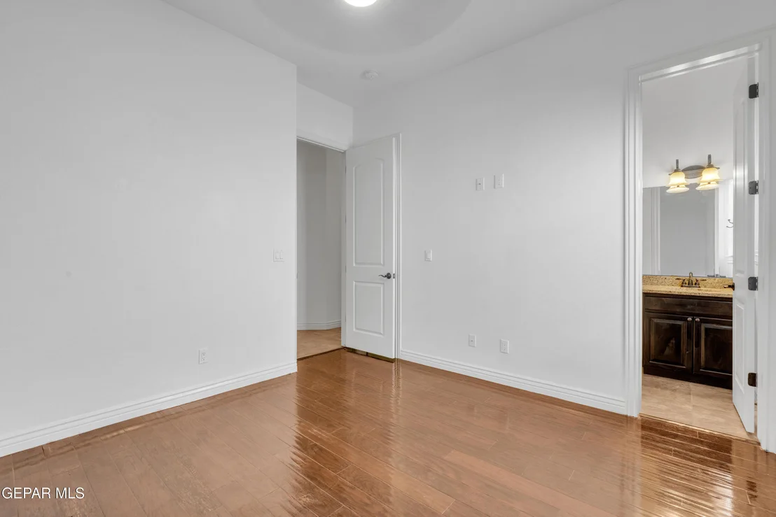 Photo of 5833 SUNDALE Road