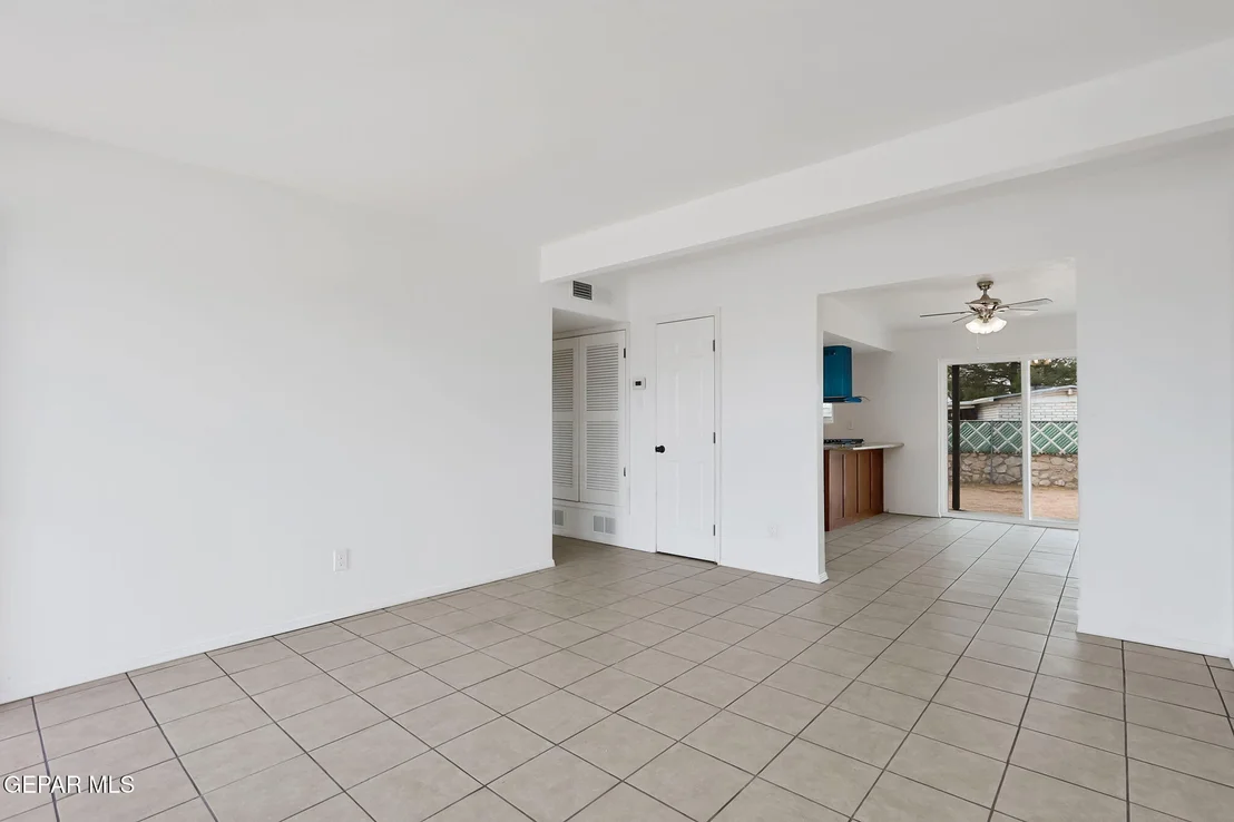 Photo of 10447 Hodges Circle