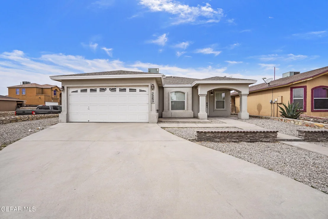 Photo of 3265 MAPLE POINT Drive