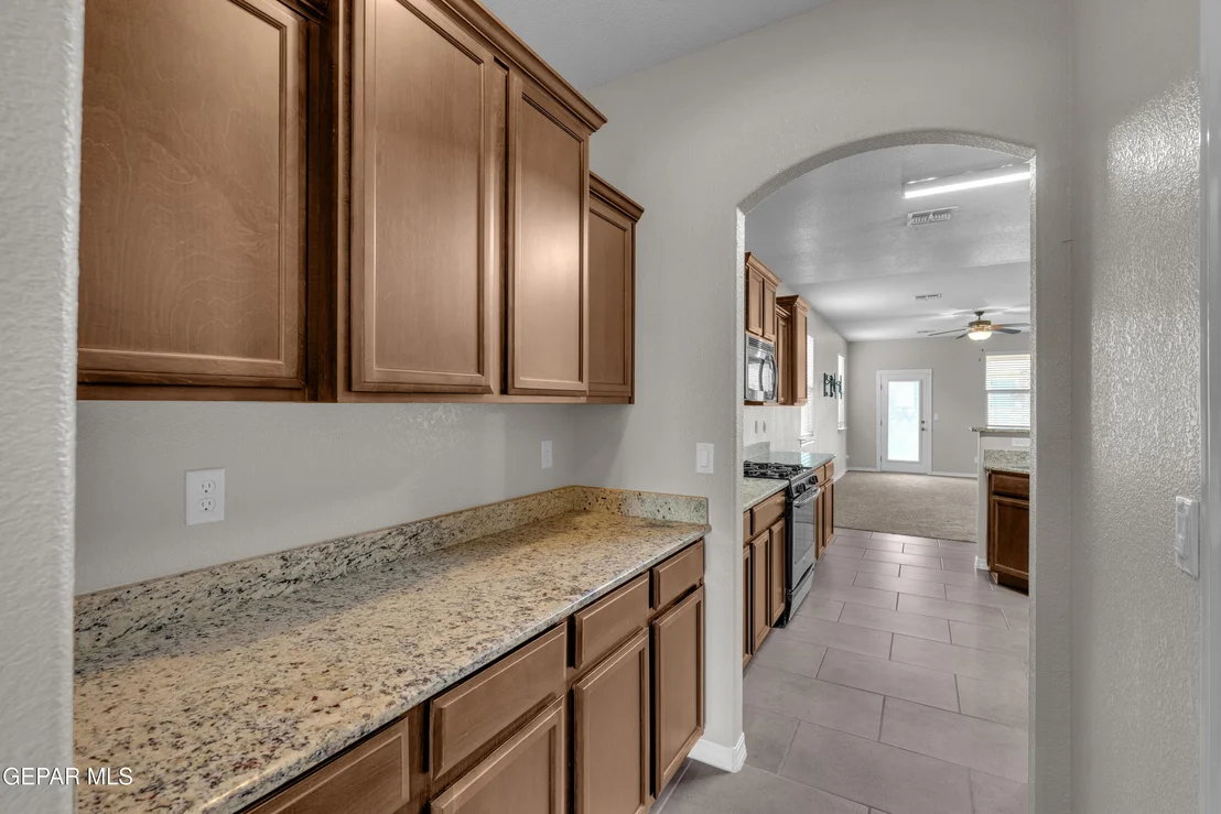 Photo of 2209 Glitter Point