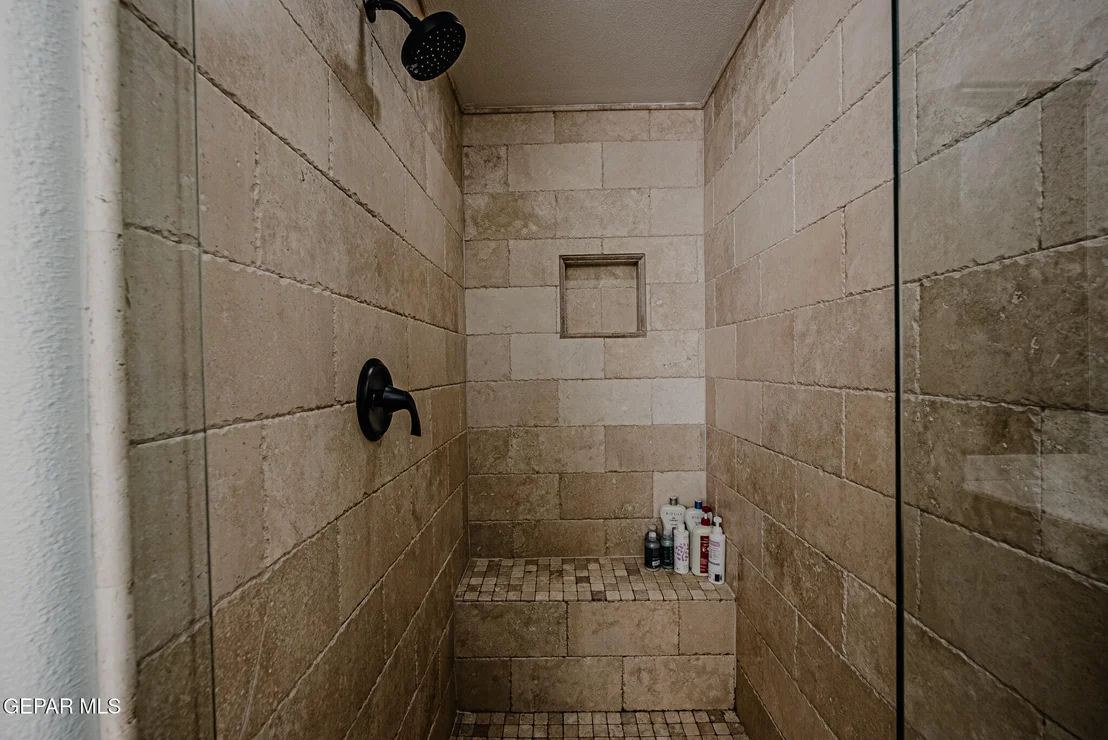 Photo of 6236 FRANKLIN HAWK Avenue