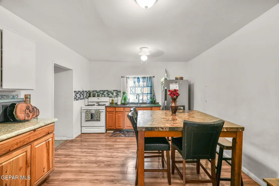 Photo of 120 PENDALE Road