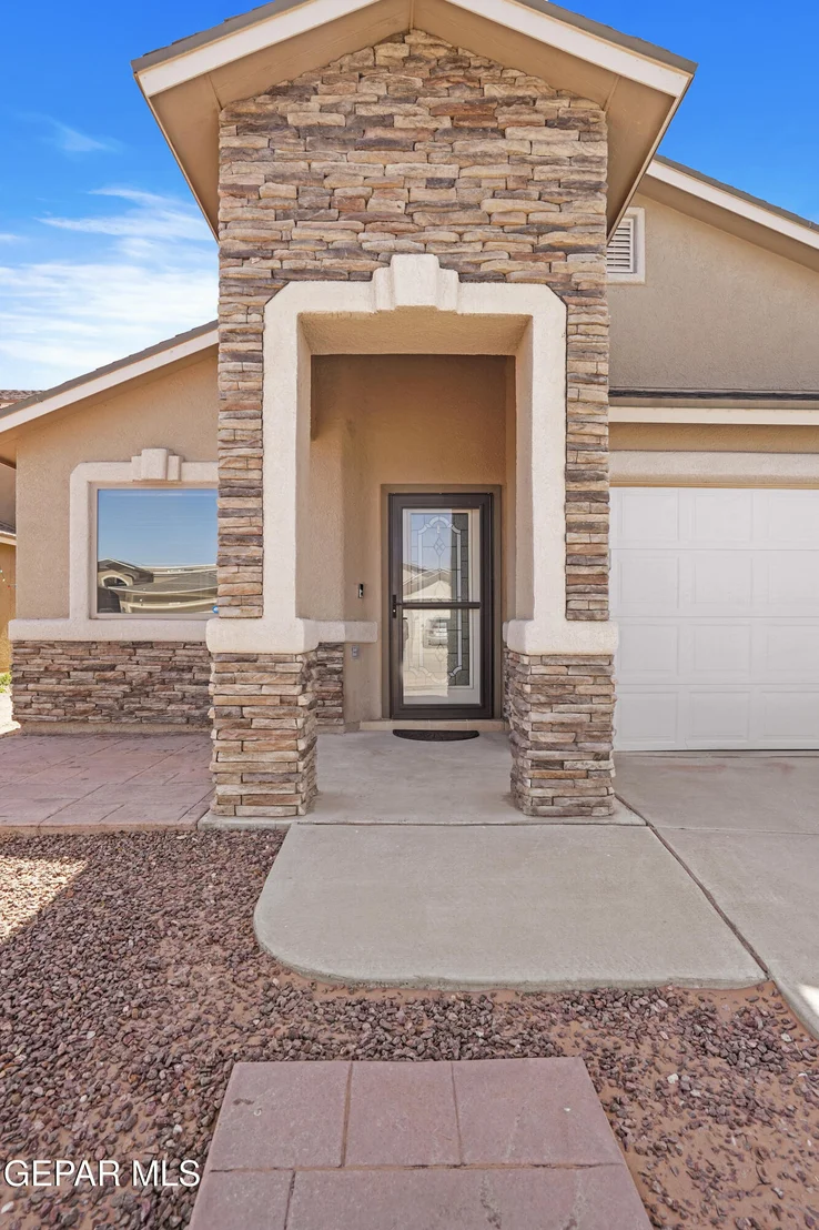 Photo of 7008 RED MAN Drive