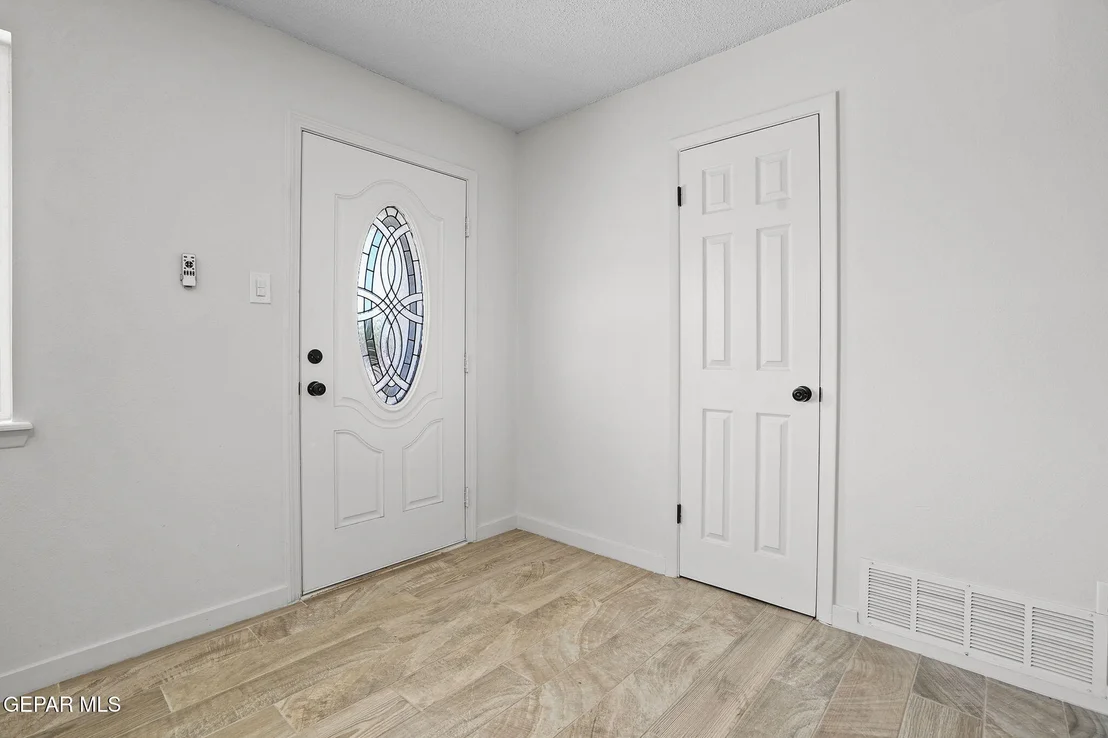 Photo of 212 MANUEL Drive