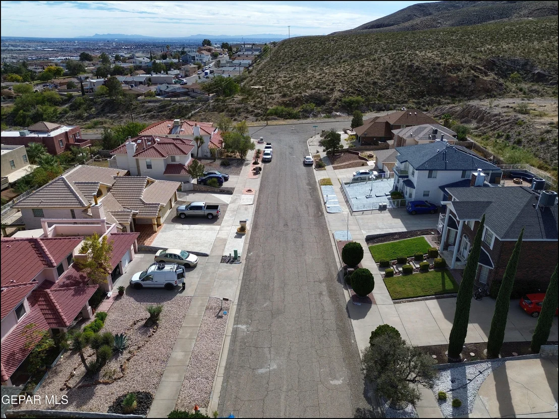 Photo of 7516 BIG BEND Drive
