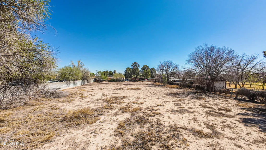 Photo of 10409 Alameda Avenue