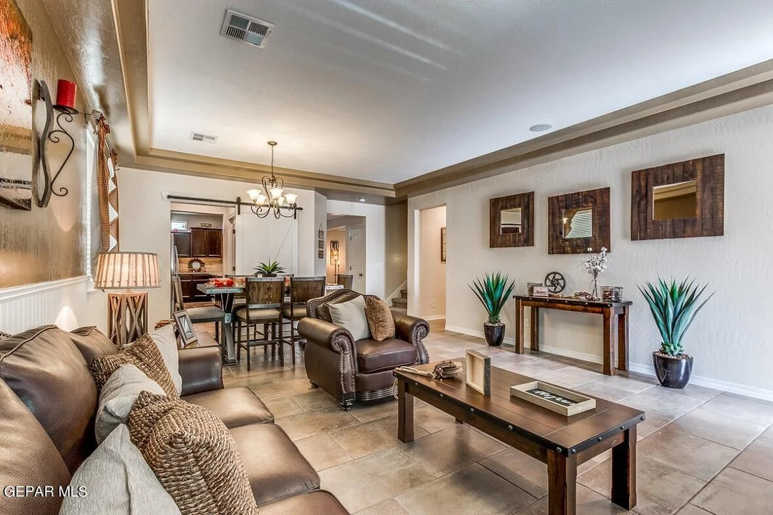 Photo of 10712 Aaron Street
