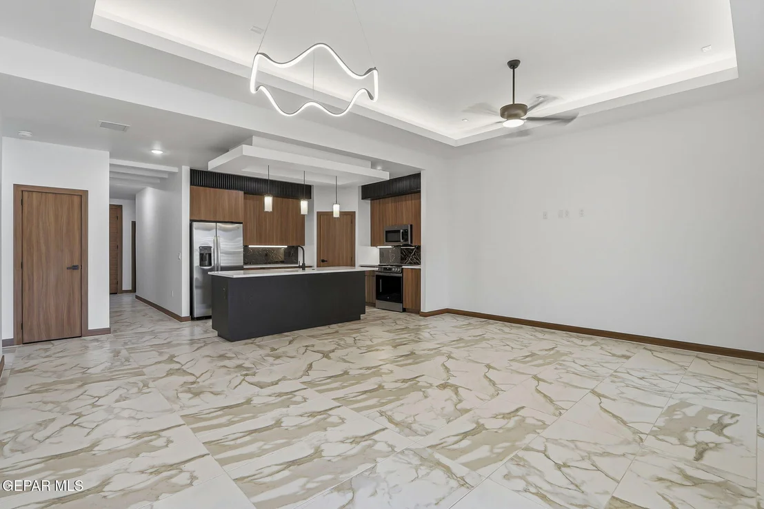 Photo of 953 Ada Lane