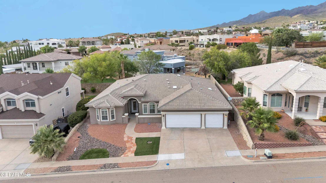 Photo of 6337 FRANKLIN RED Drive