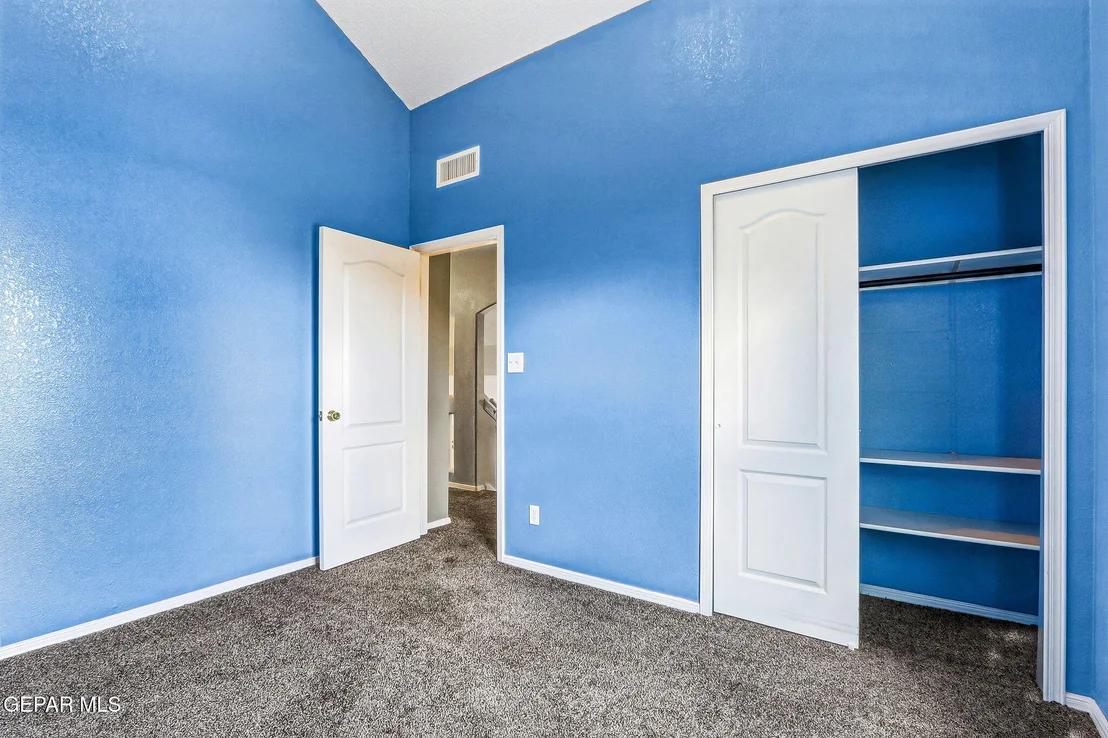 Photo of 6313 FRANKLIN RIDGE Drive