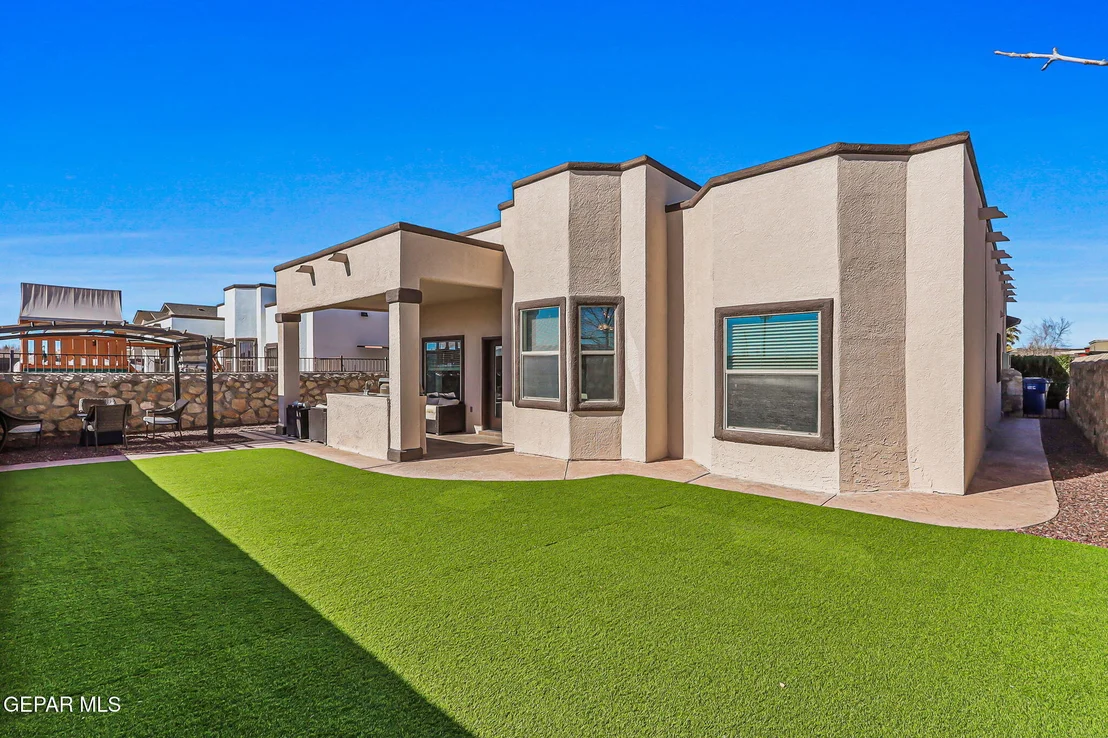 Photo of 14048 RAINBOW POINT Drive