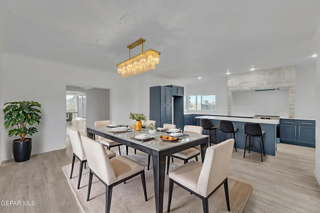 Photo of 2500 HAWLEY Circle
