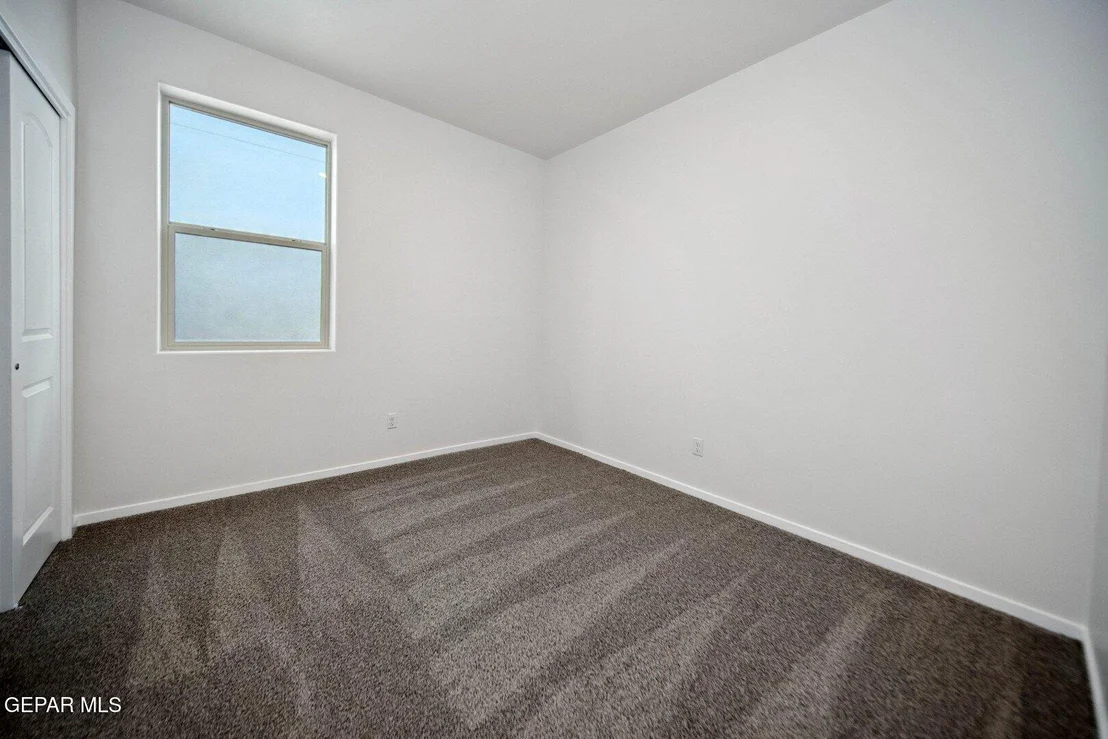 Photo of 13824 Summer Hail Avenue