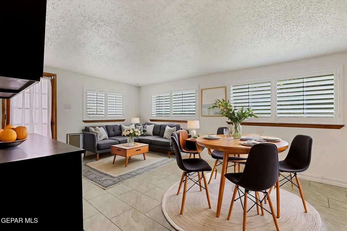 Photo of 4540 Swan Drive Drive