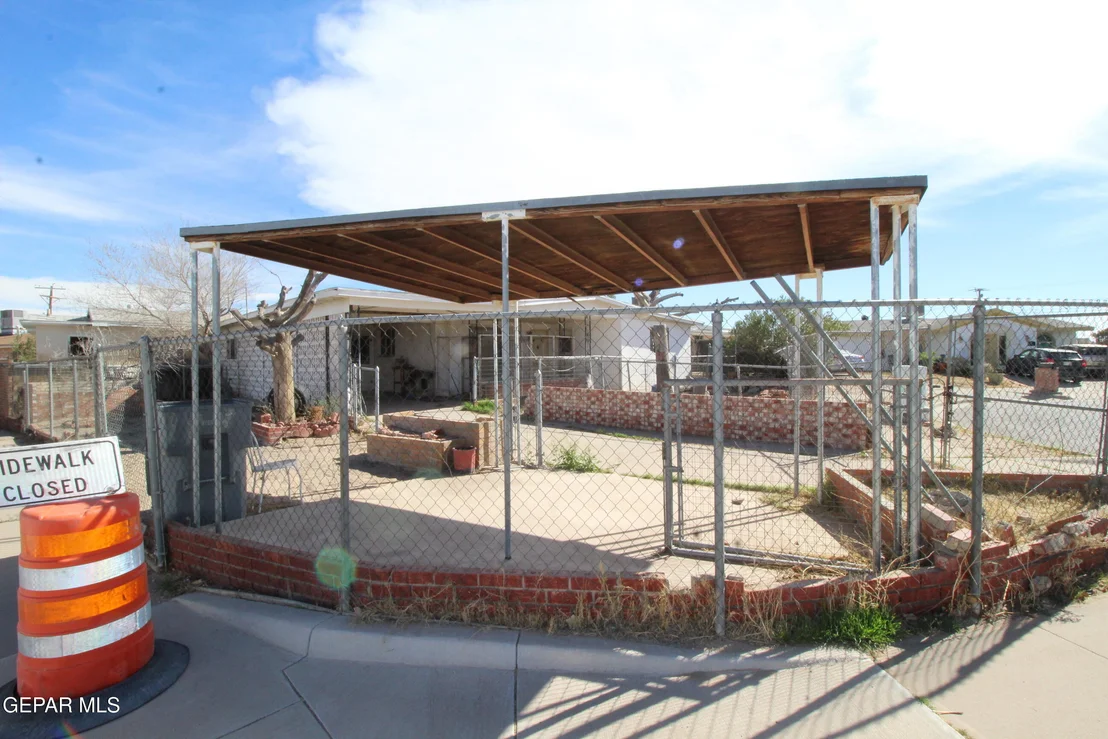 Photo of 148 PACIFIC Drive