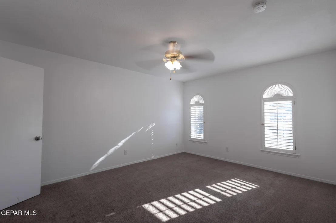 Photo of 14829 KINGSTON Road