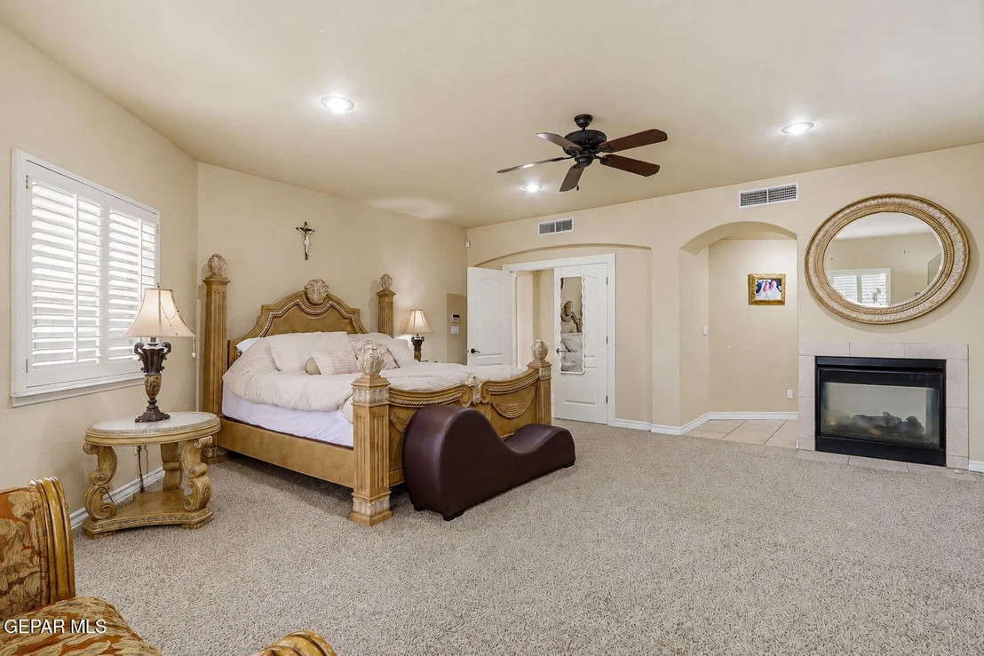 Photo of 609 MEADOW WILLOW Drive